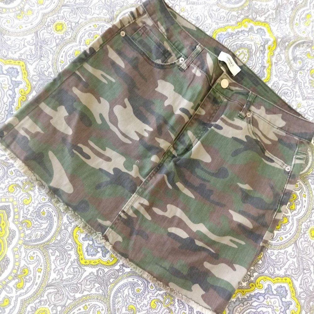 Forever 21 denim camo mini skirt in a size L